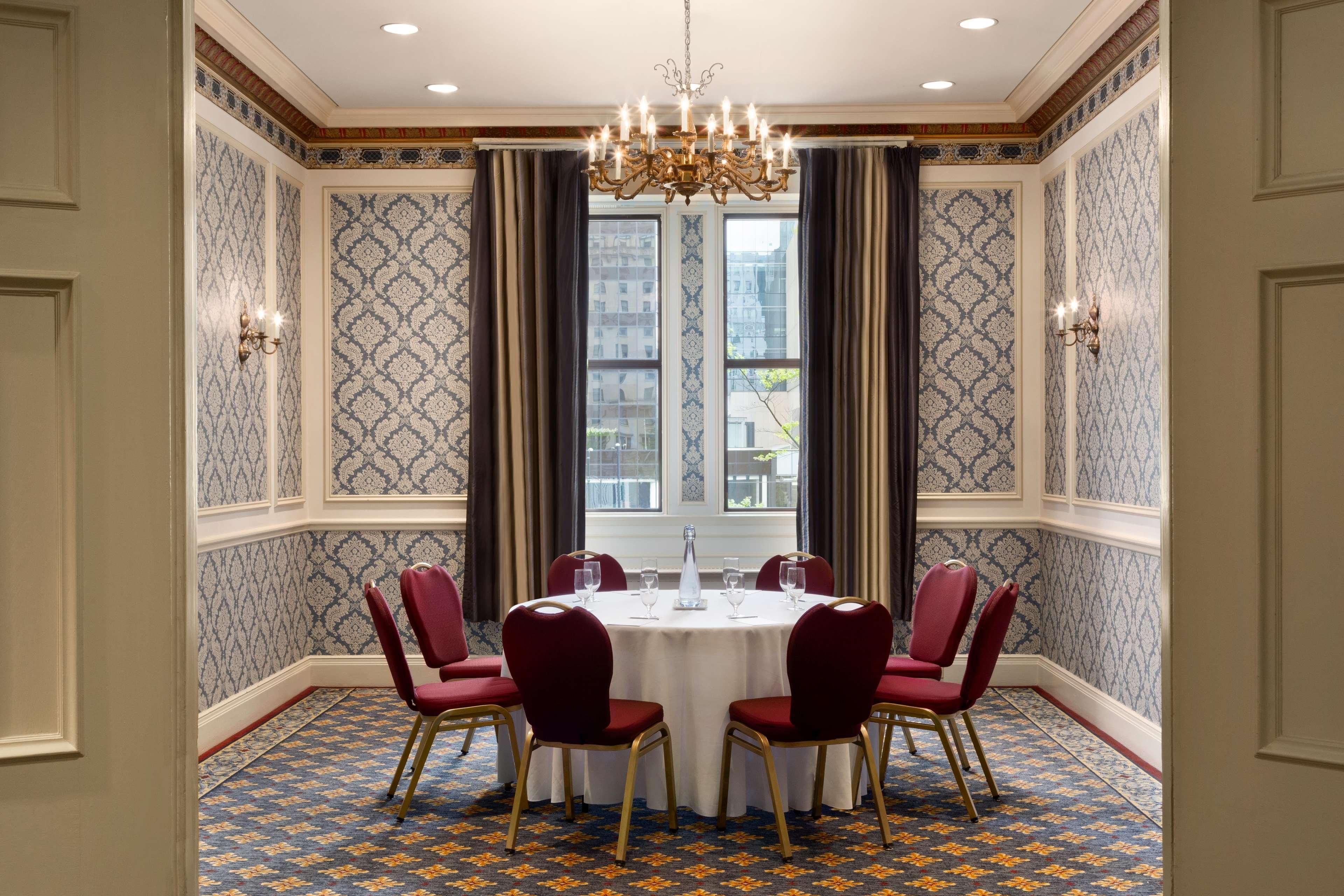 Fairmont Hotel Ванкувер Екстер'єр фото The 1903 Room