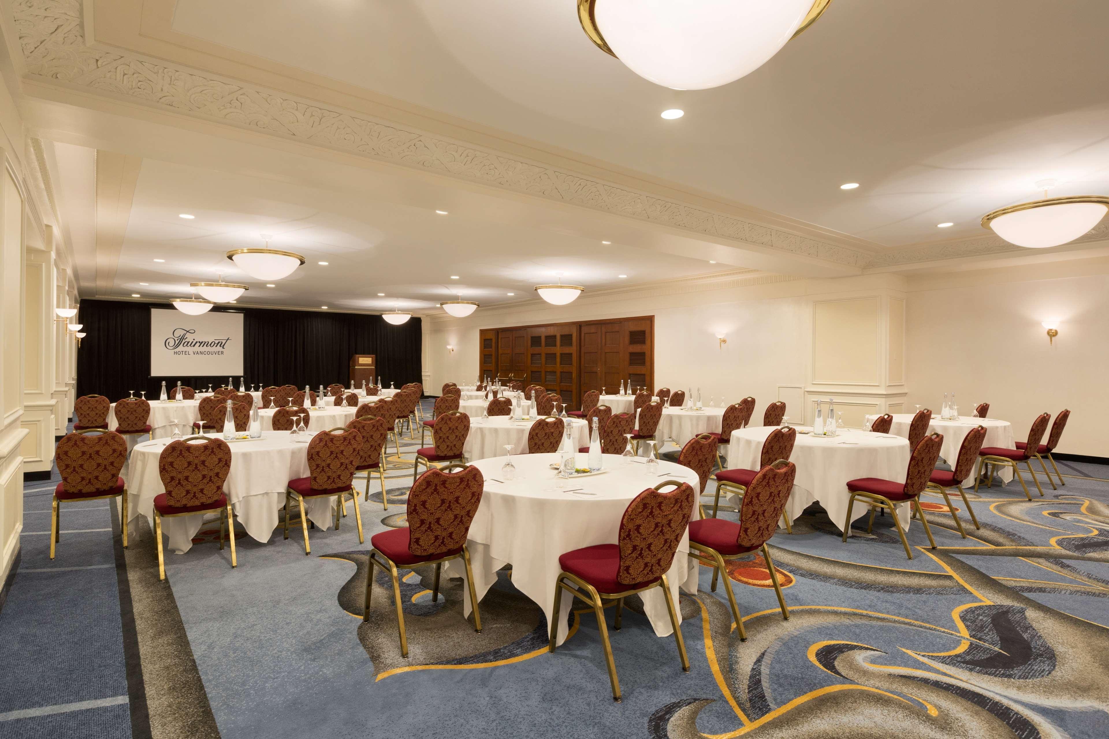 Fairmont Hotel Ванкувер Екстер'єр фото The ballroom